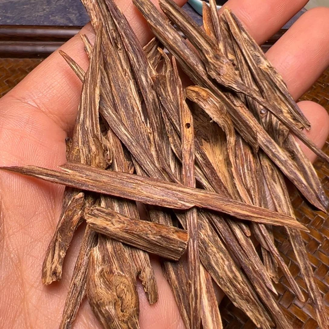 沉香碎屑沉香广东糖结红油老香10