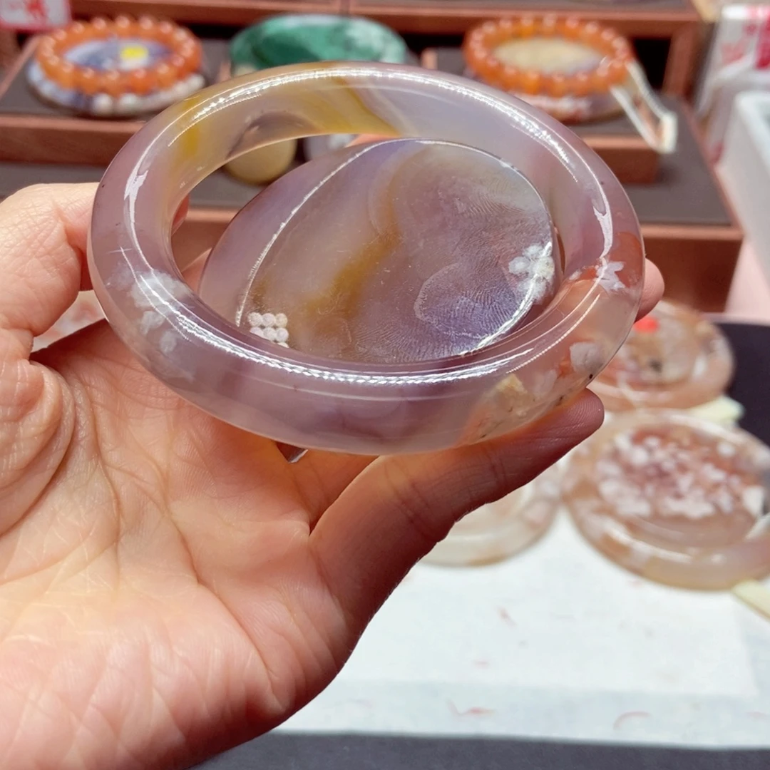 晚***雨玛瑙/玉髓未镶嵌手镯