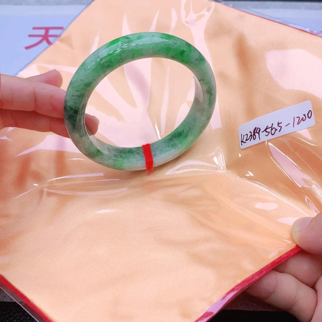未镶嵌手镯翡翠我