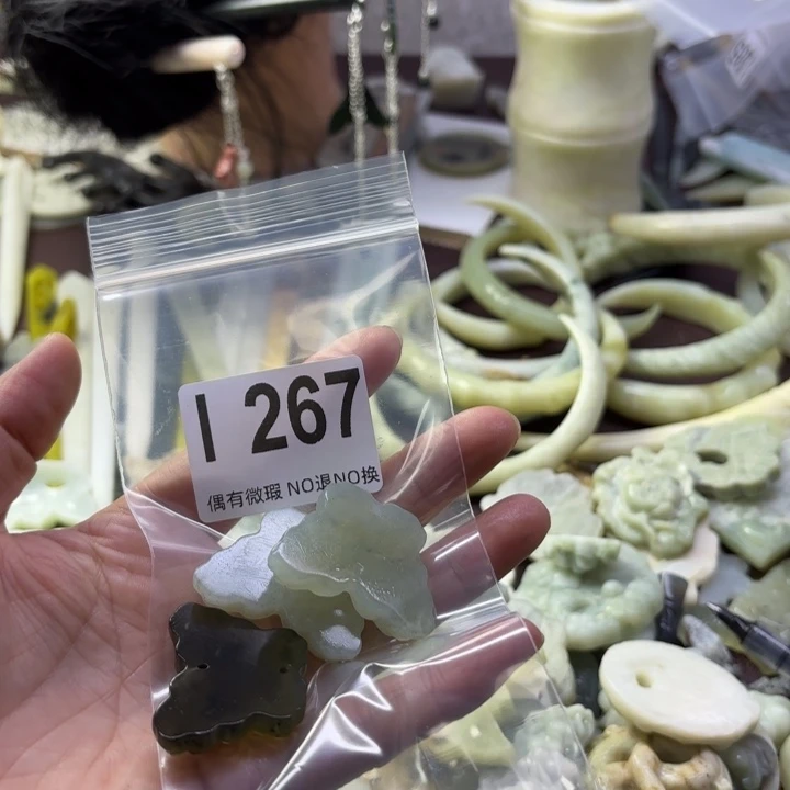 蛇纹石玉发饰合金挪*