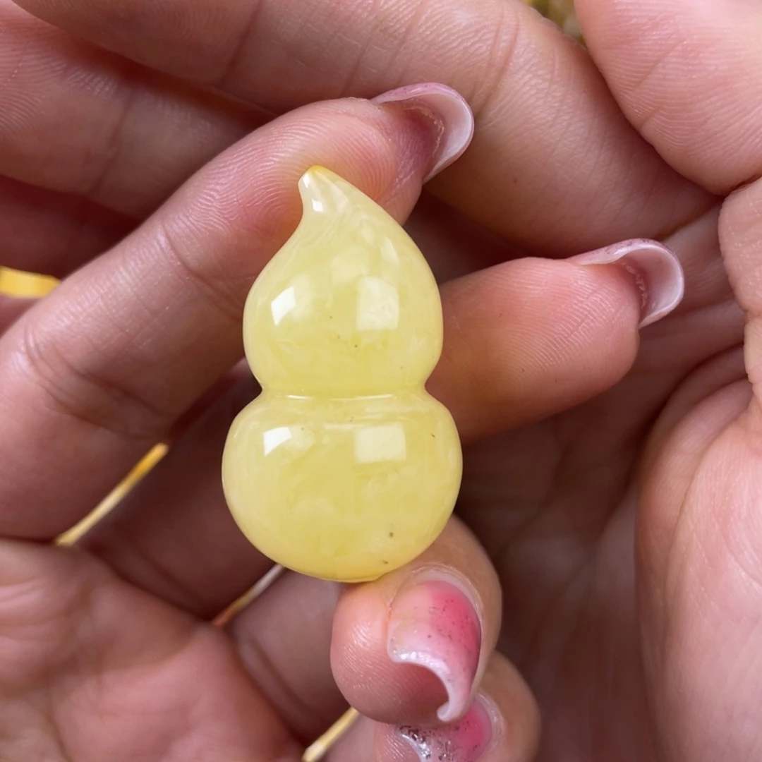 琥珀裸石未镶嵌蜜蜡