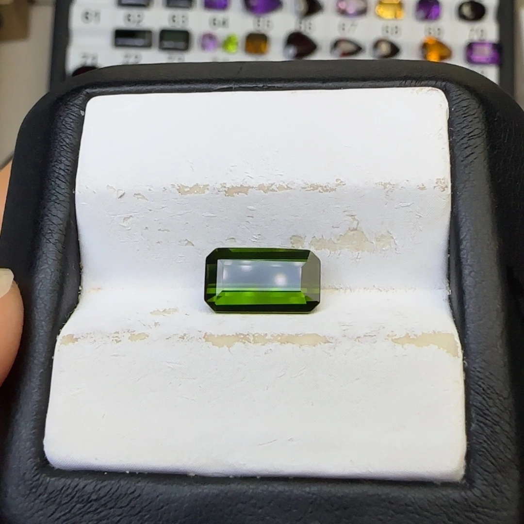 珠宝半成品未镶嵌碧玺天然2.04克拉