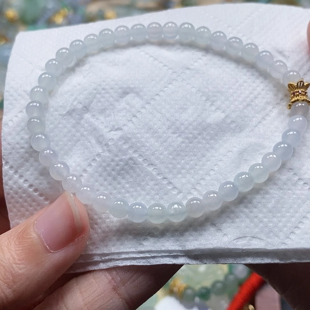 翡翠颈饰未镶嵌闪