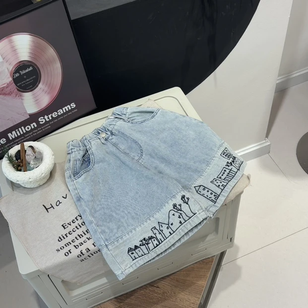 L1-9。65166 男童夏季牛仔裤刺绣印花薄款中裤水洗百搭