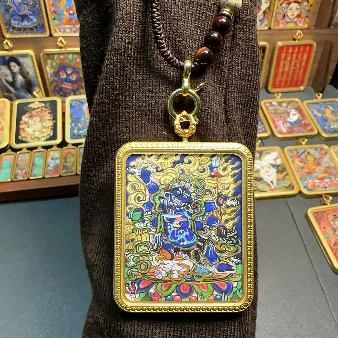 藏式正版六臂大黑天全身款手绘唐卡钛钢吊坠男女同款纯手工编织绳