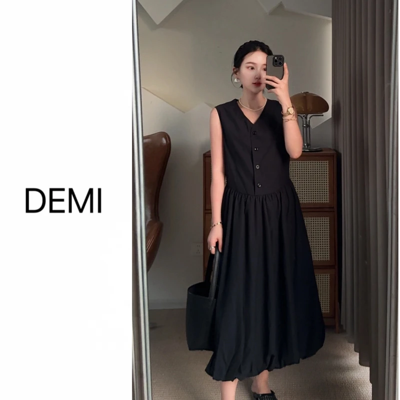 MISS RUILI  定制  2025夏季新品V领显瘦无袖连衣裙F0666