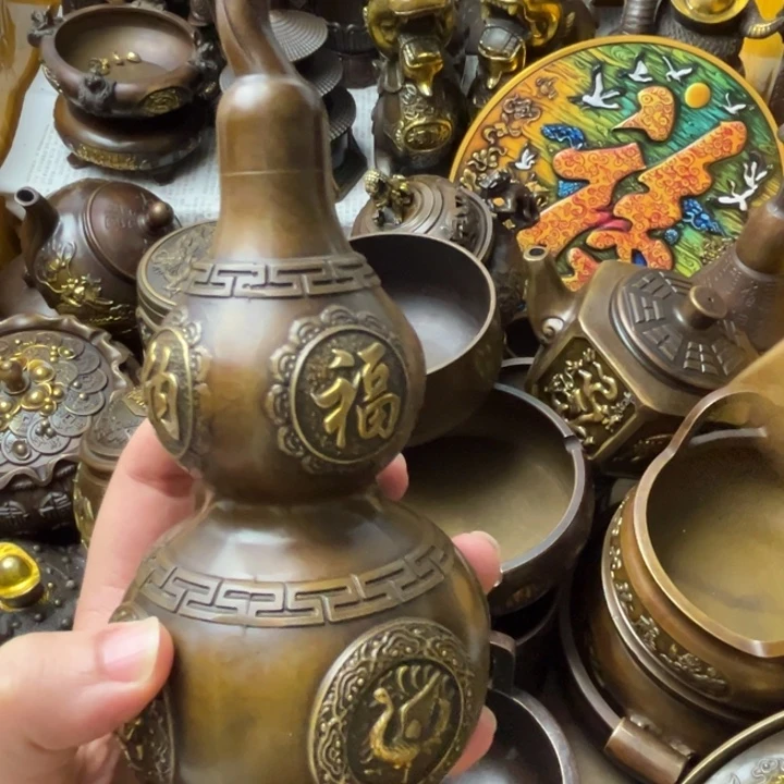 精美铜器摆件藏收