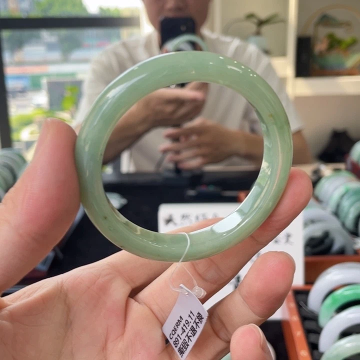 翡翠未镶嵌手镯54