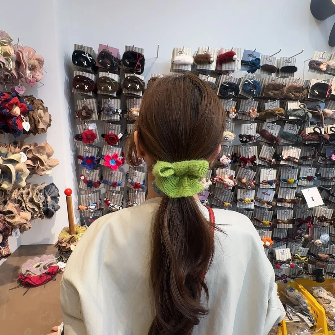 绿色蝴蝶结发圈哦哦哦哦