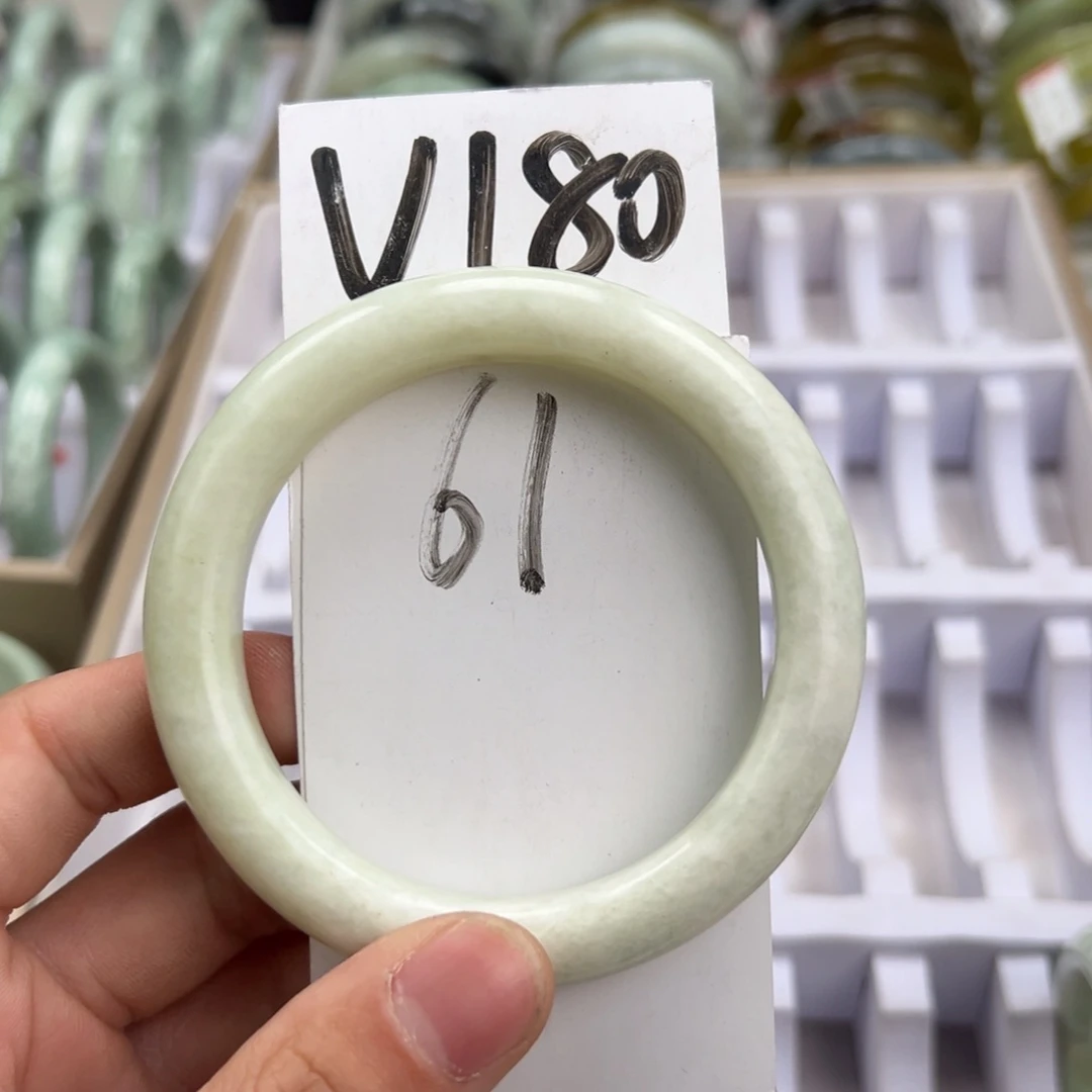 岫玉手镯未镶嵌天然岫玉