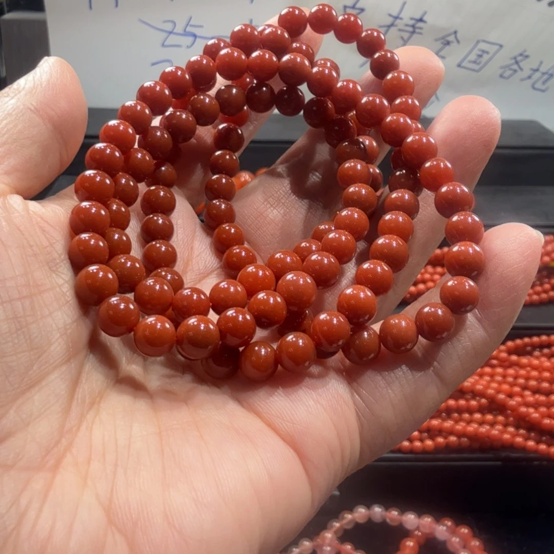 自***⁸南红玛瑙未镶嵌颈饰