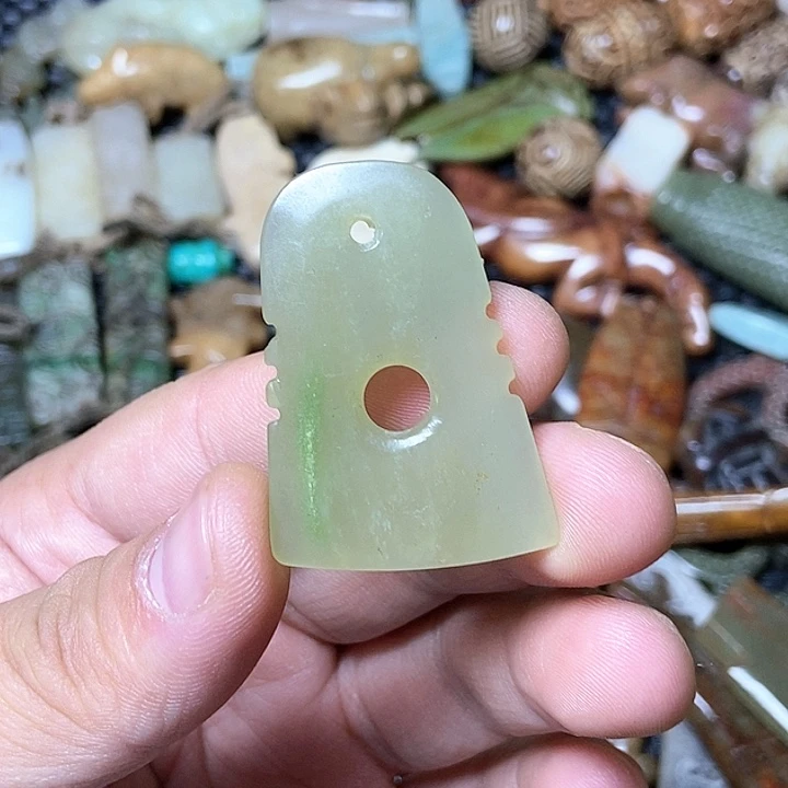 和田玉未镶嵌颈饰122