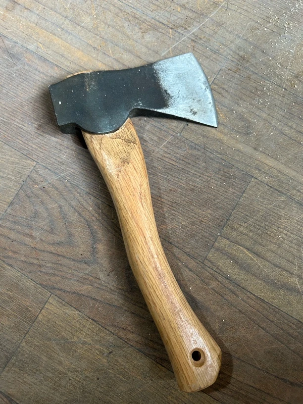 直播间短柄露营斧有瑕疵不影响使用