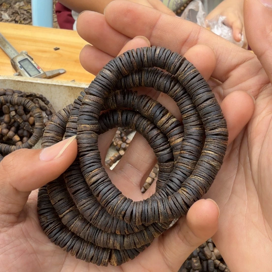 沉香碎屑沉香单圈沉水0.9片珠11克多样性发一