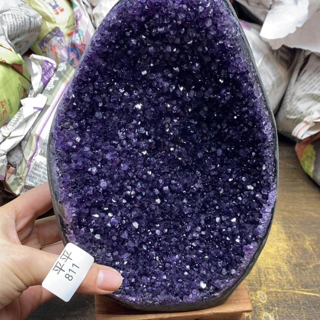 紫晶乌拉圭未镶嵌