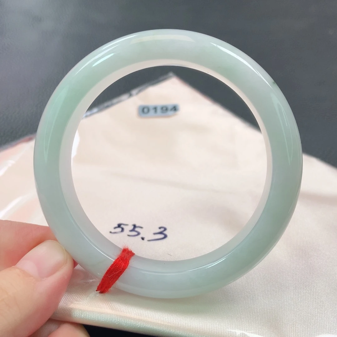 翡翠手镯未镶嵌0194号