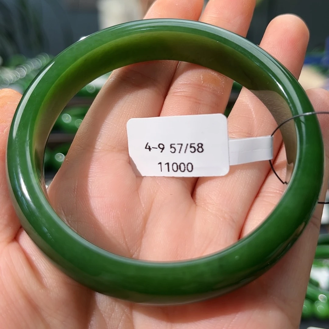 和田玉（碧玉）手镯未镶嵌