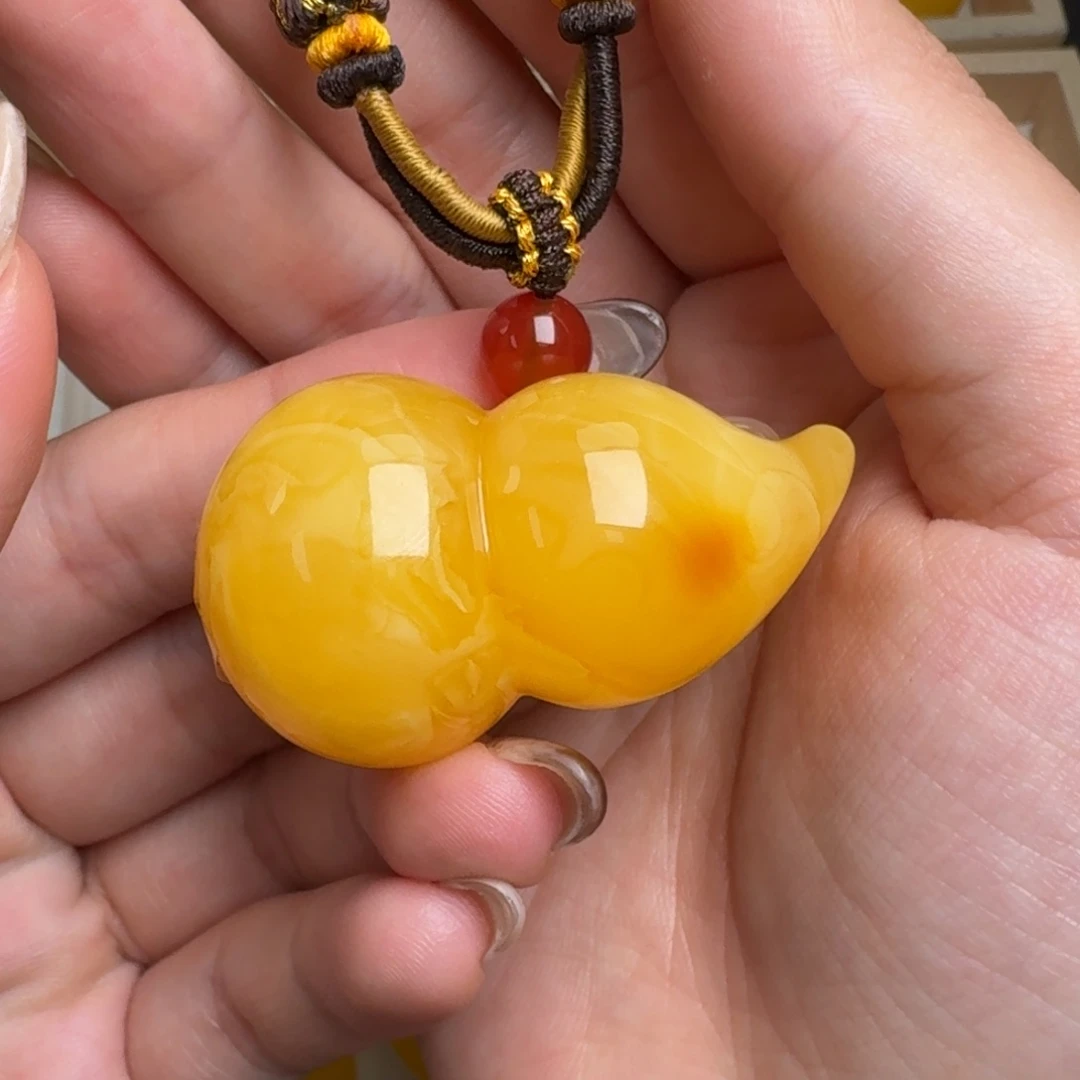 蜜蜡未镶嵌毛衣链无优化无烤色无补胶无覆膜无辐照无煮蜜