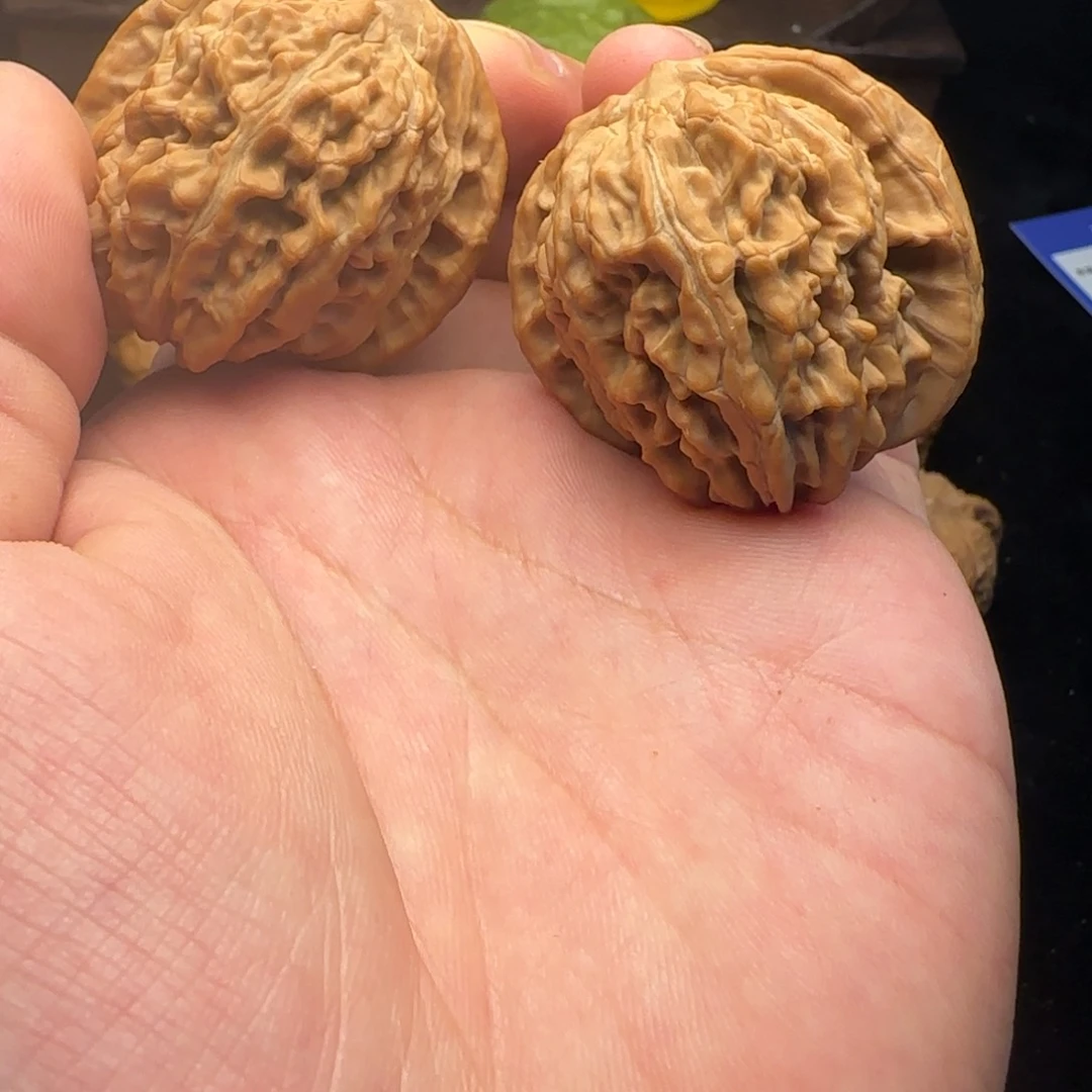 猛****文玩核桃吊坠天残四座楼