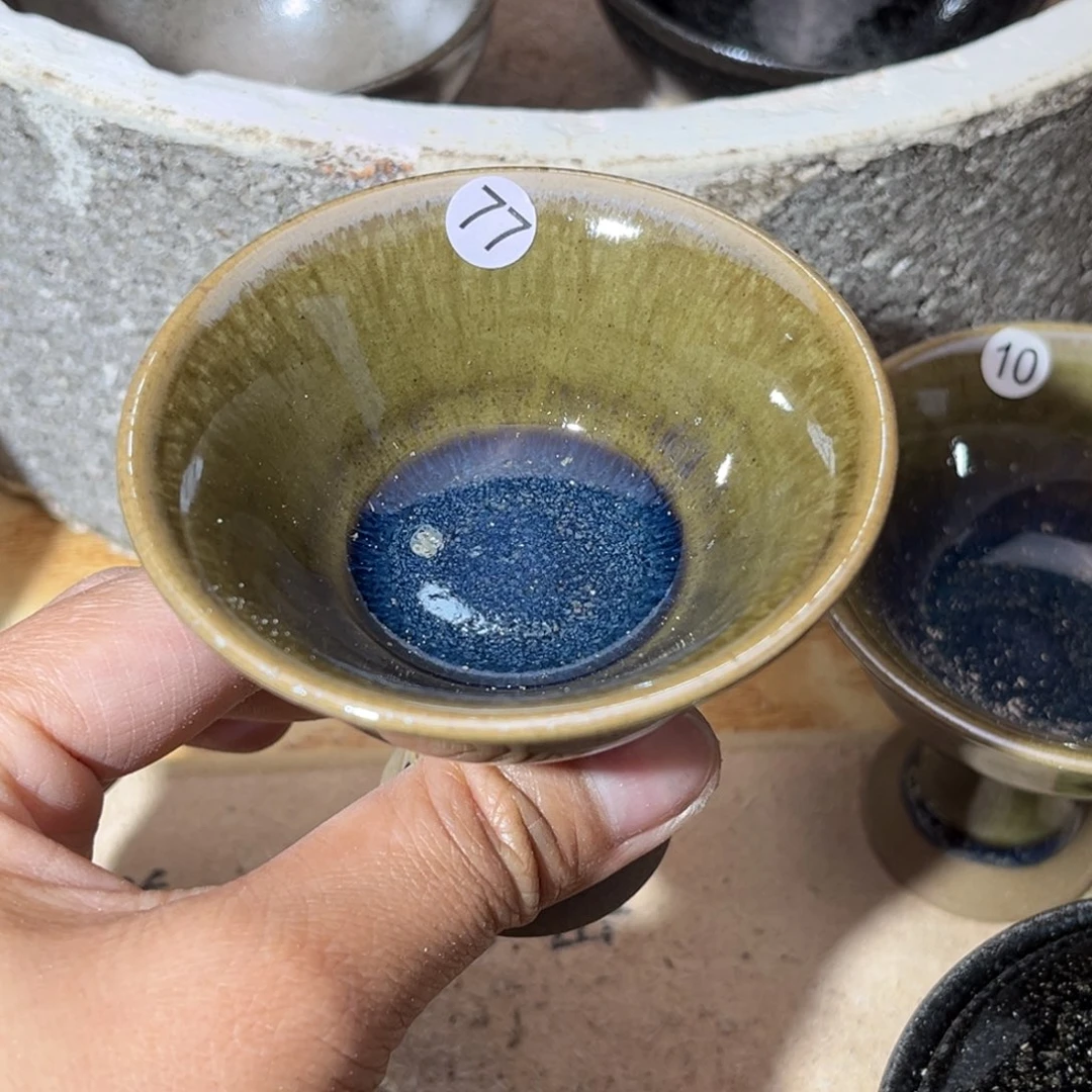 茶盏义兴龙窑坚持真柴烧