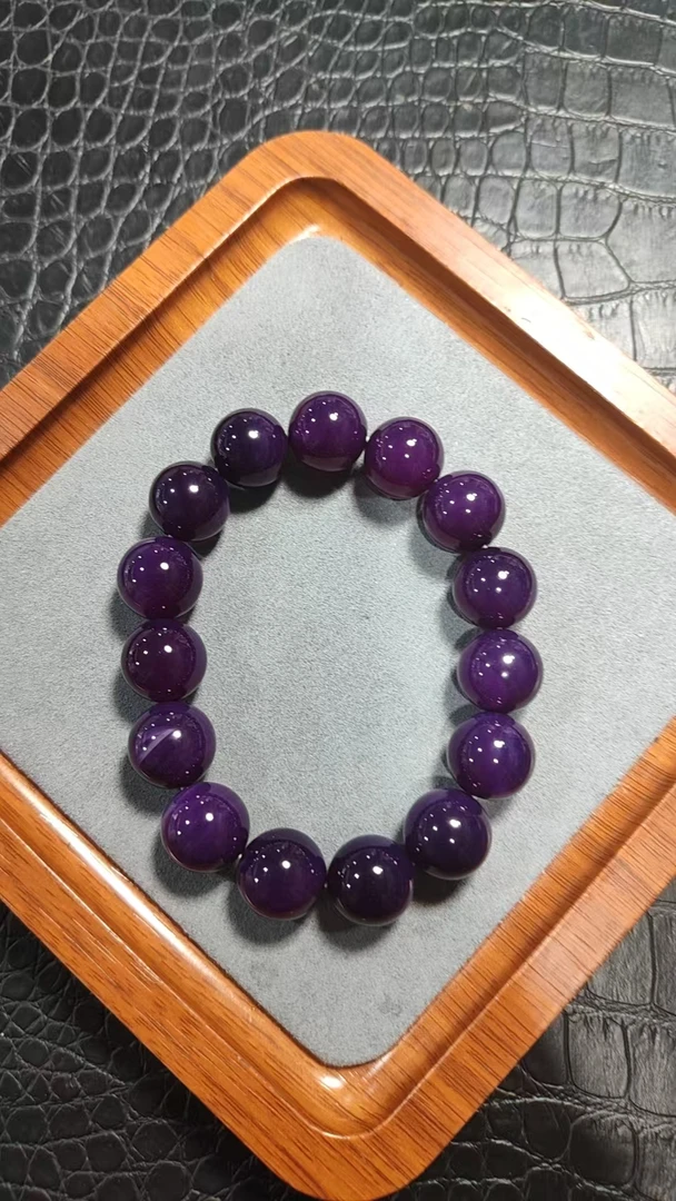 精品时尚海古紫手链六233