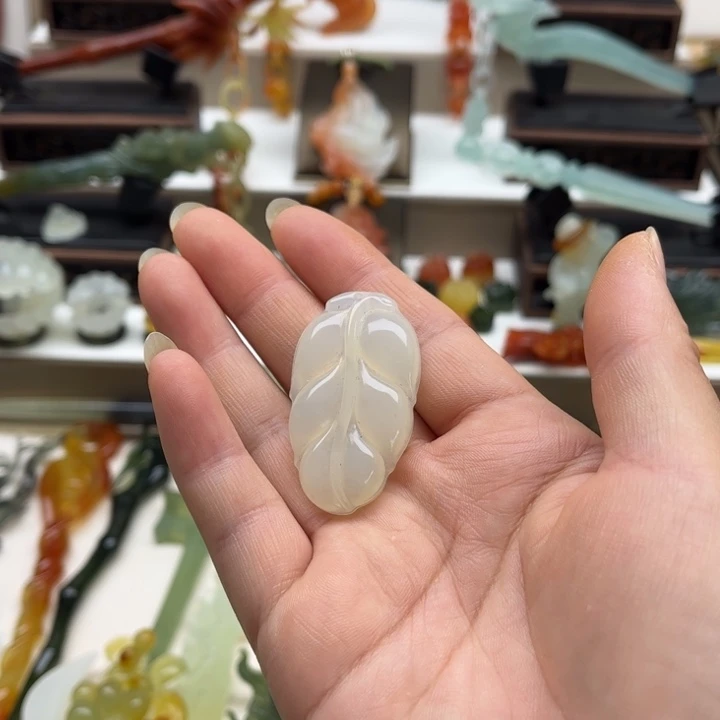 蛇纹石玉未镶嵌岫玉发簪