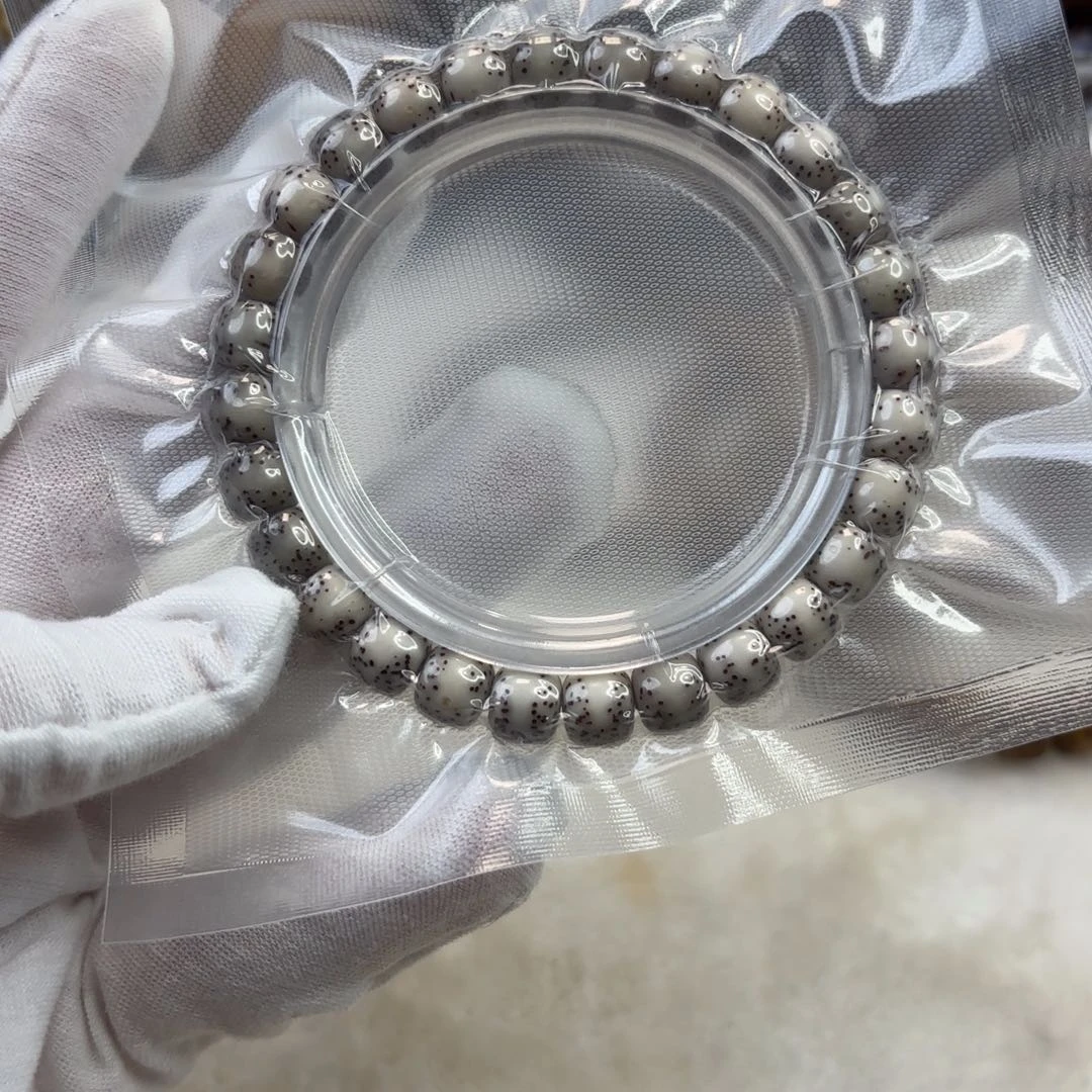 星月菩提手串灰冰