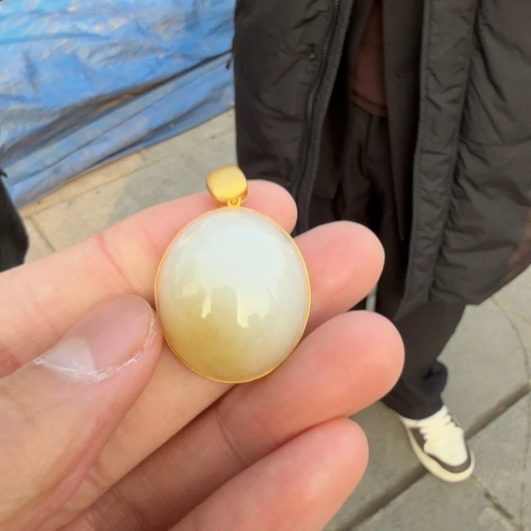 多****和田玉18K金镶嵌颈饰1230实在哥代购不退