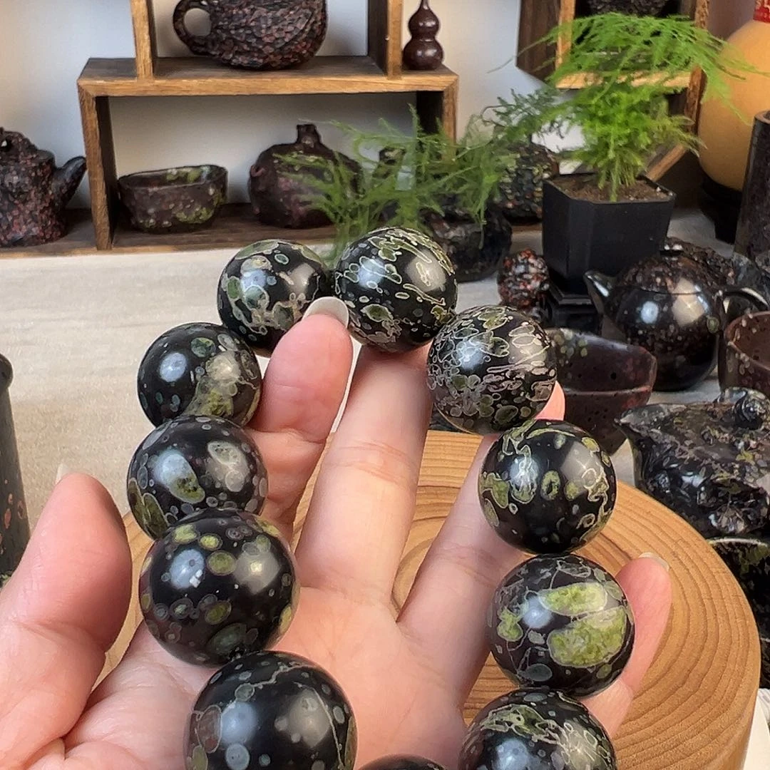 梅花玉老坑料精品手串卡25茶周边