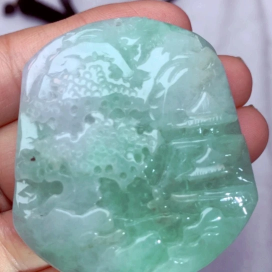 翡翠吊坠(不含链)未镶嵌