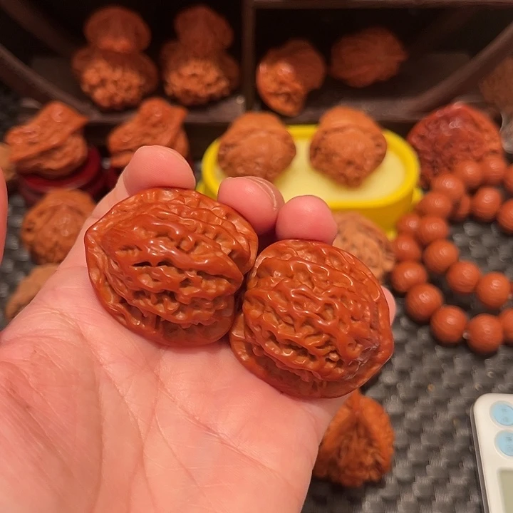 始***期文玩核桃把件盘山