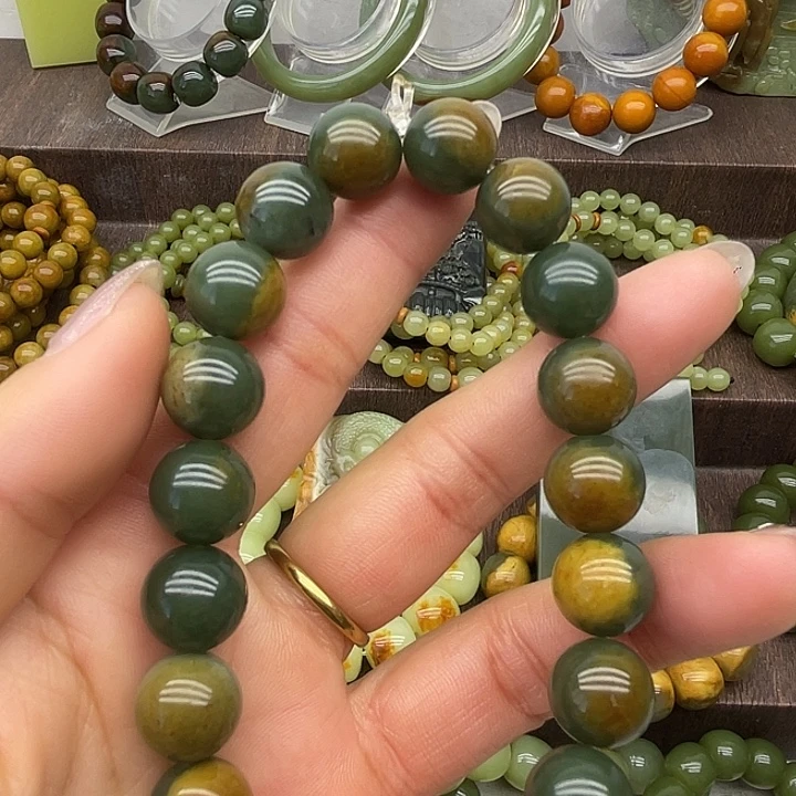 和田玉未镶嵌手链