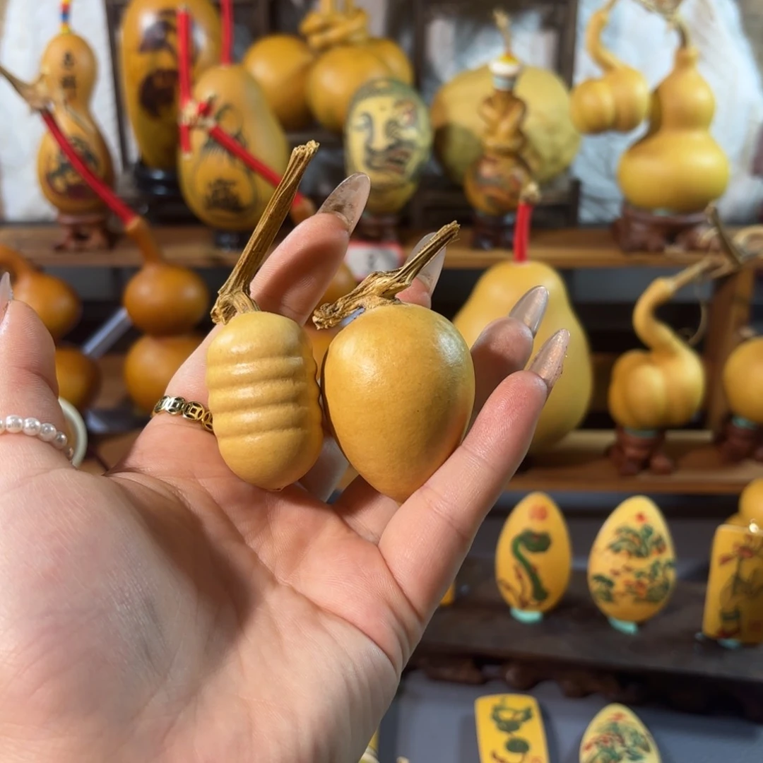 晗**儿异形葫芦毛毛虫鸡心葫芦