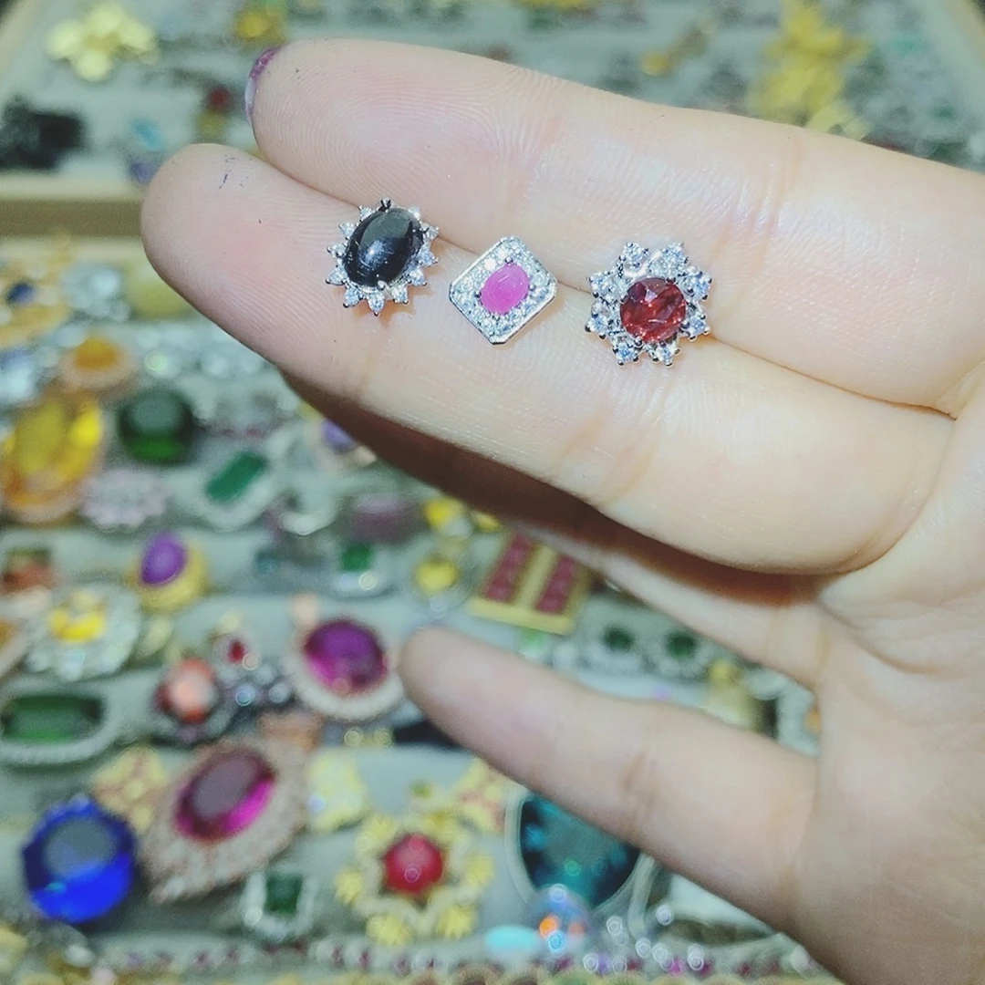 【闪购商品】托帕石耳饰银S925镶嵌