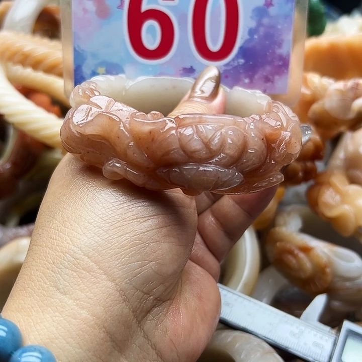 未镶嵌手镯石英岩玉