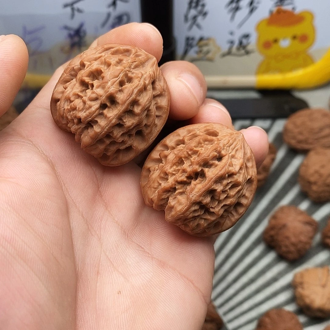 好****文玩核桃吊坠野牛