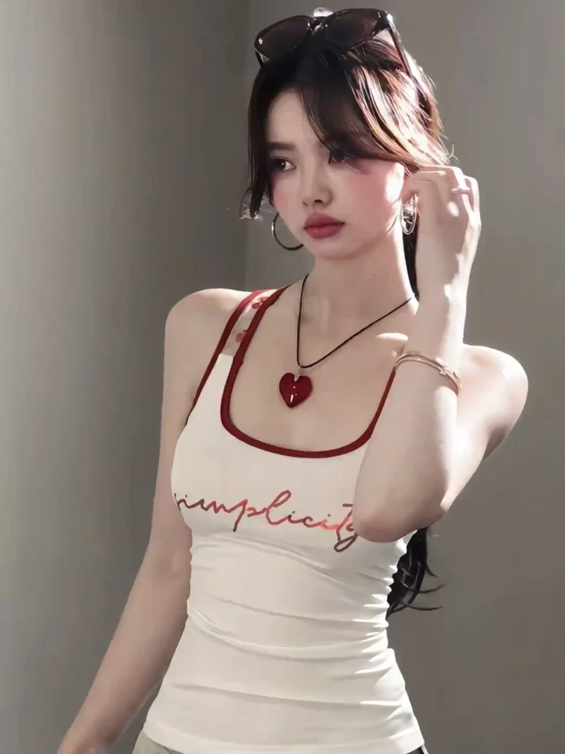 辣妹微透蕾丝吊带背心女夏季2025新款设计感外穿白色洋气修身上衣