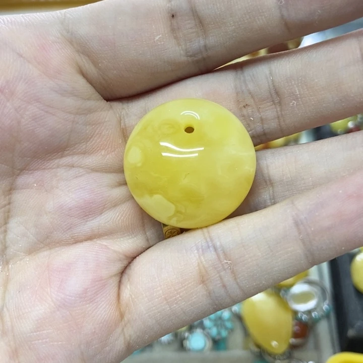 未镶嵌蜜蜡裸石吊坠