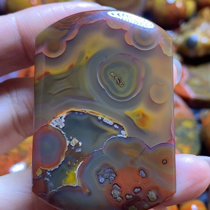 玛瑙/玉髓战国红吊坠未镶嵌