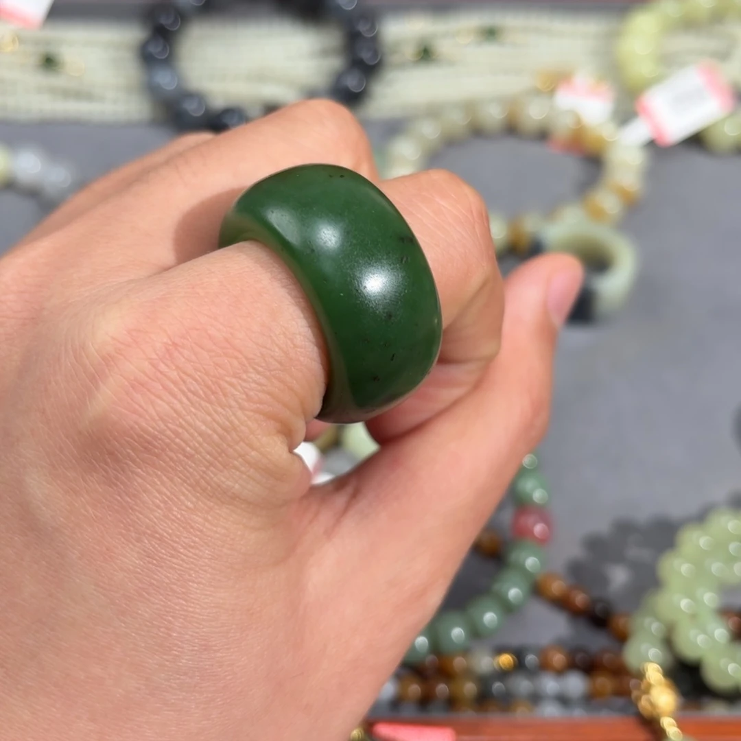 和田玉扳指未镶嵌伊**尔