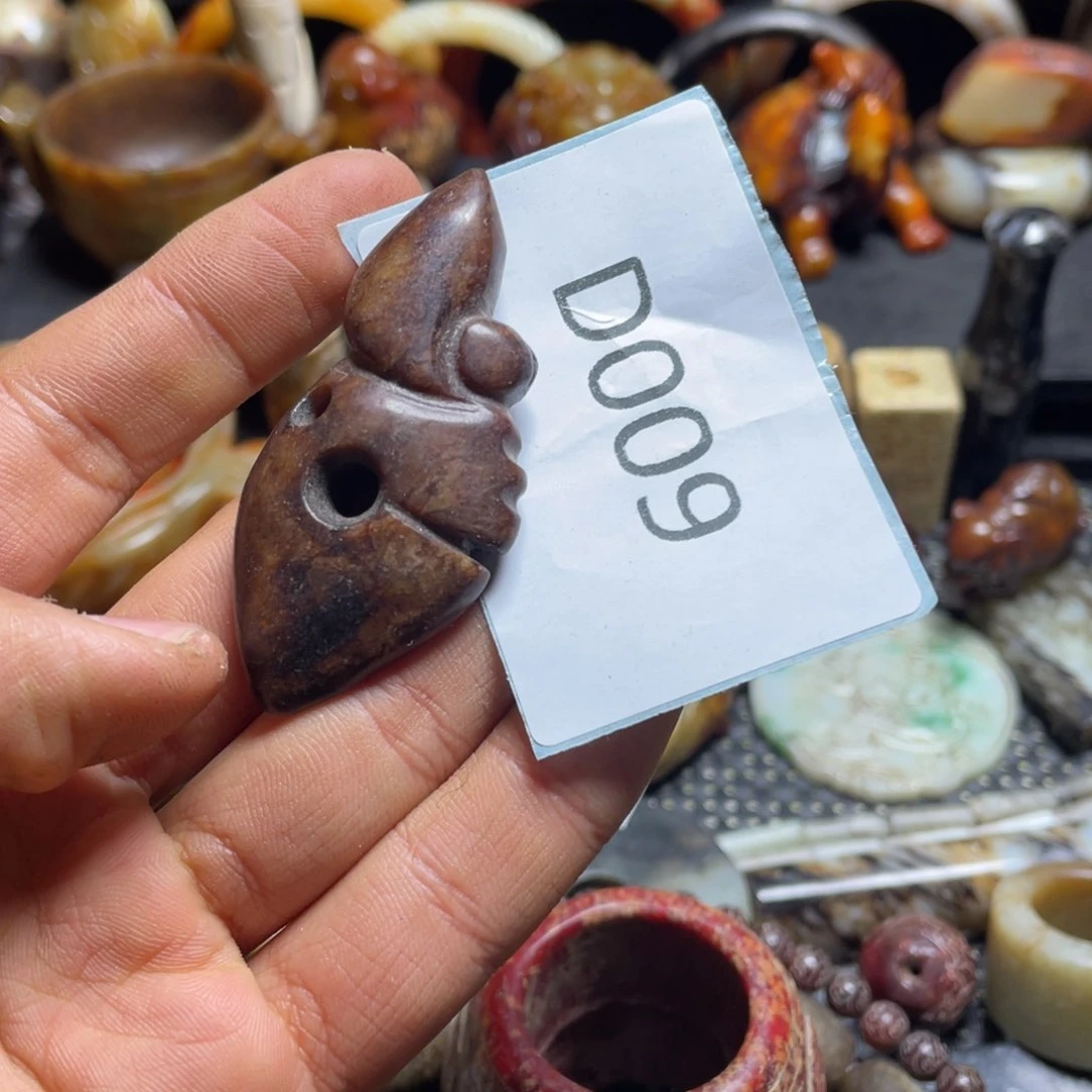 和田玉（糖玉）挂件未镶嵌