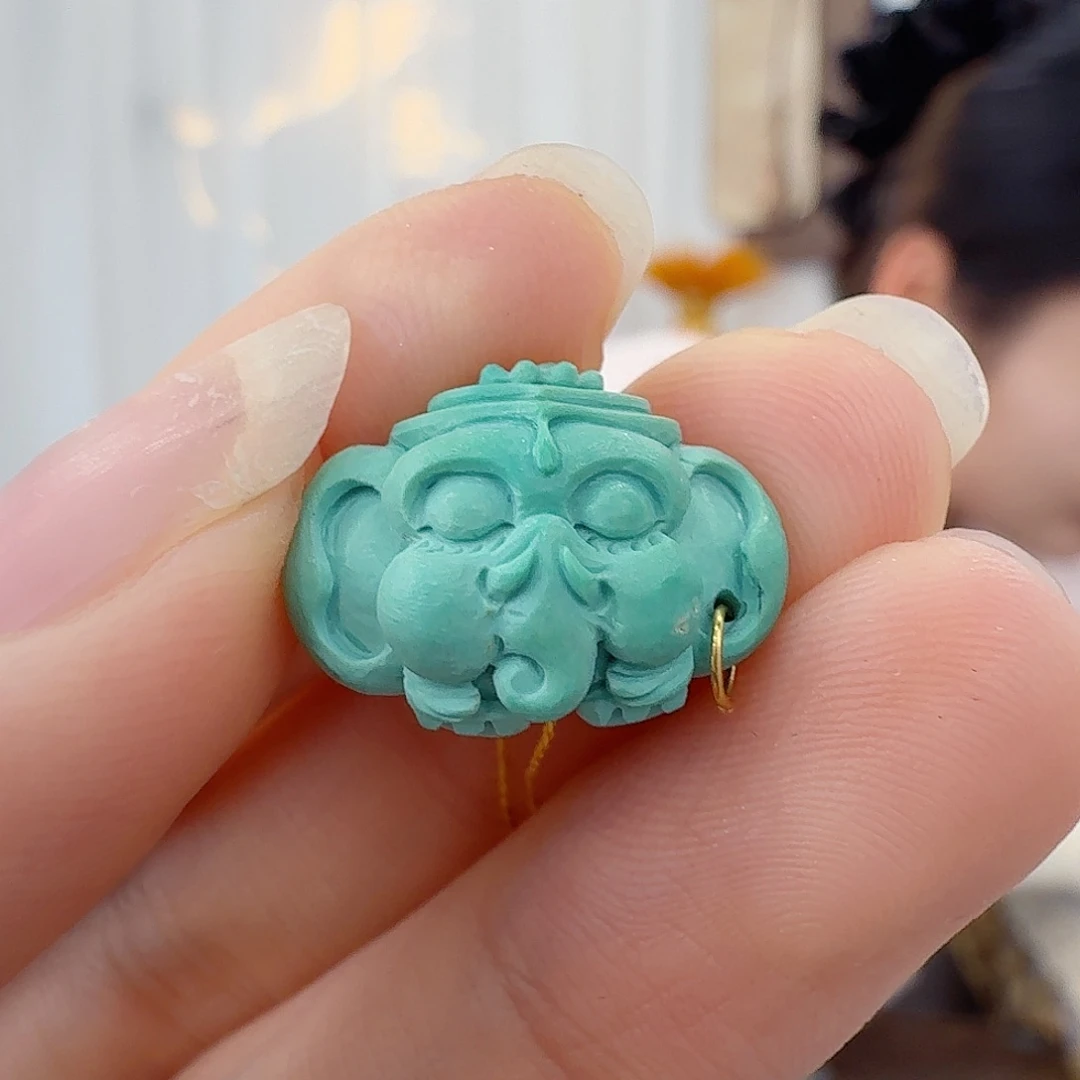 绿松石未镶嵌珠宝奇石