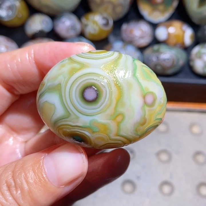 未镶嵌玛瑙/玉髓珠宝半成品56