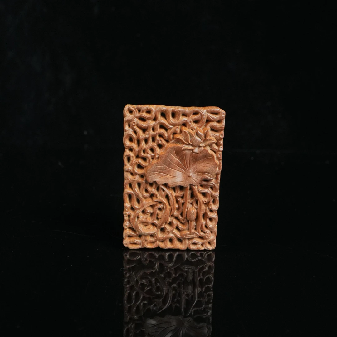 DY-A8705 印度迈索尔老山檀香方牌 3.84x0.94x5.82cm 13.63g