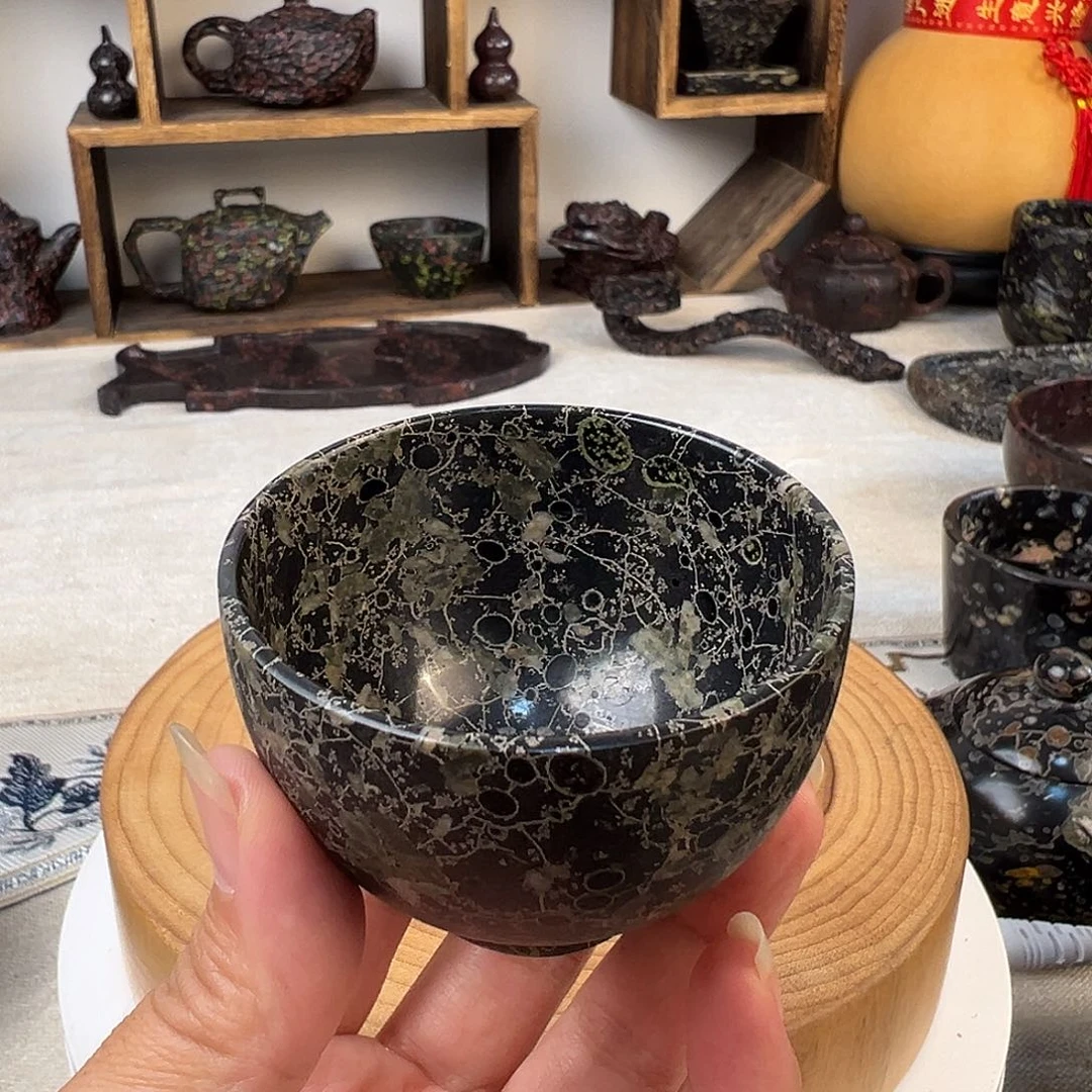 梅花玉青藤茶碗80毫升