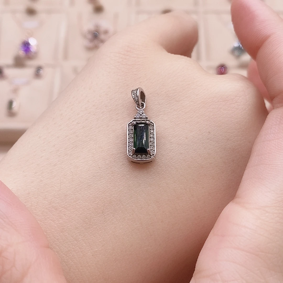 碧玺银S925镶嵌颈饰吊坠