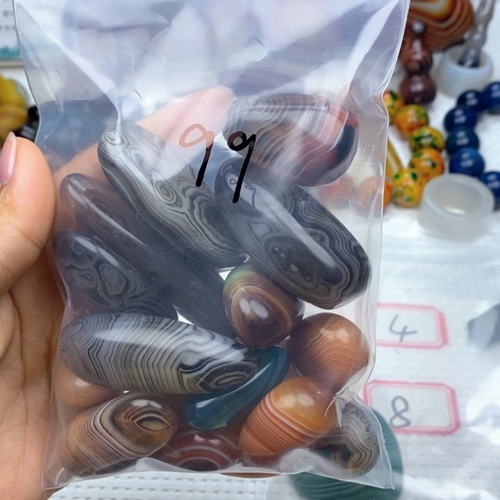 和***顺未镶嵌颈饰玛瑙/玉髓