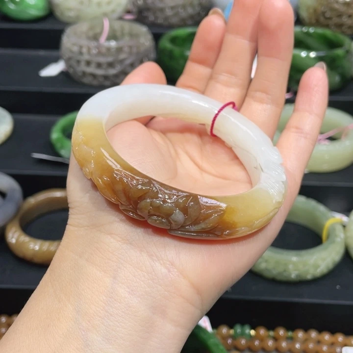 和田玉手镯56+圈口 编号36未镶嵌洋*