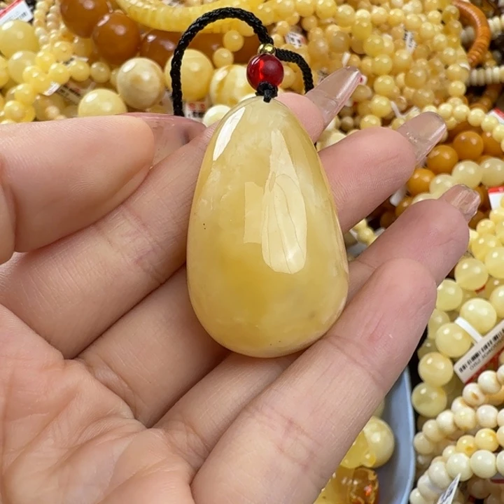 琥珀未镶嵌珠宝奇石