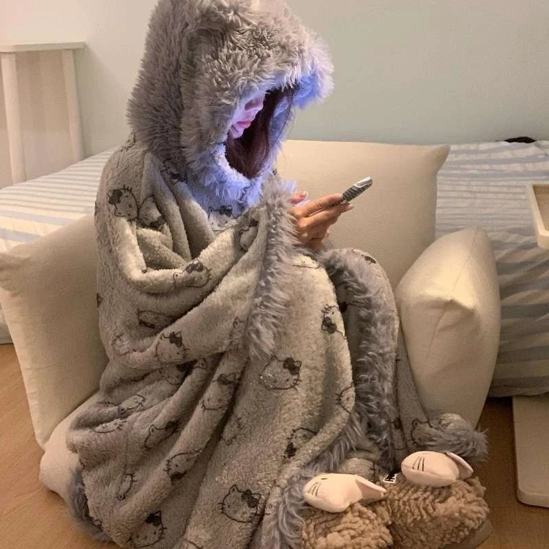 原创灰色小猫冬季新款少女加绒加厚睡衣女珊瑚绒软妹家居服斗篷yw